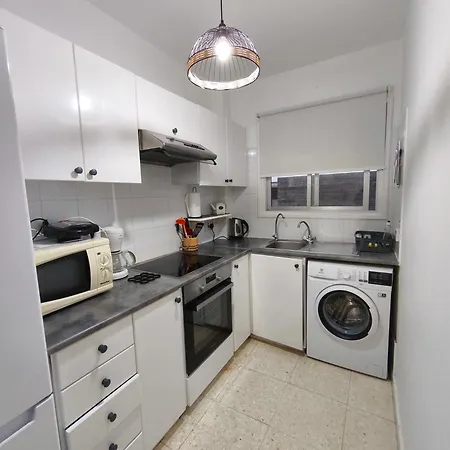 아파트 Flamingo 파포스